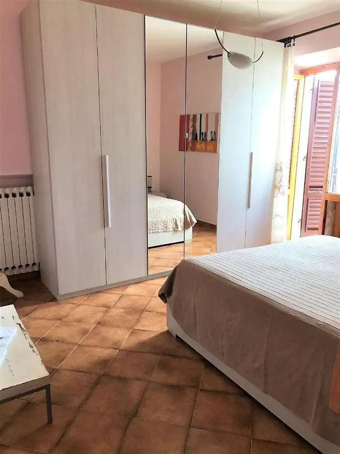 Holiday home Una Casa Nel Cuore Di Vinci - In The Heart Of Vinci