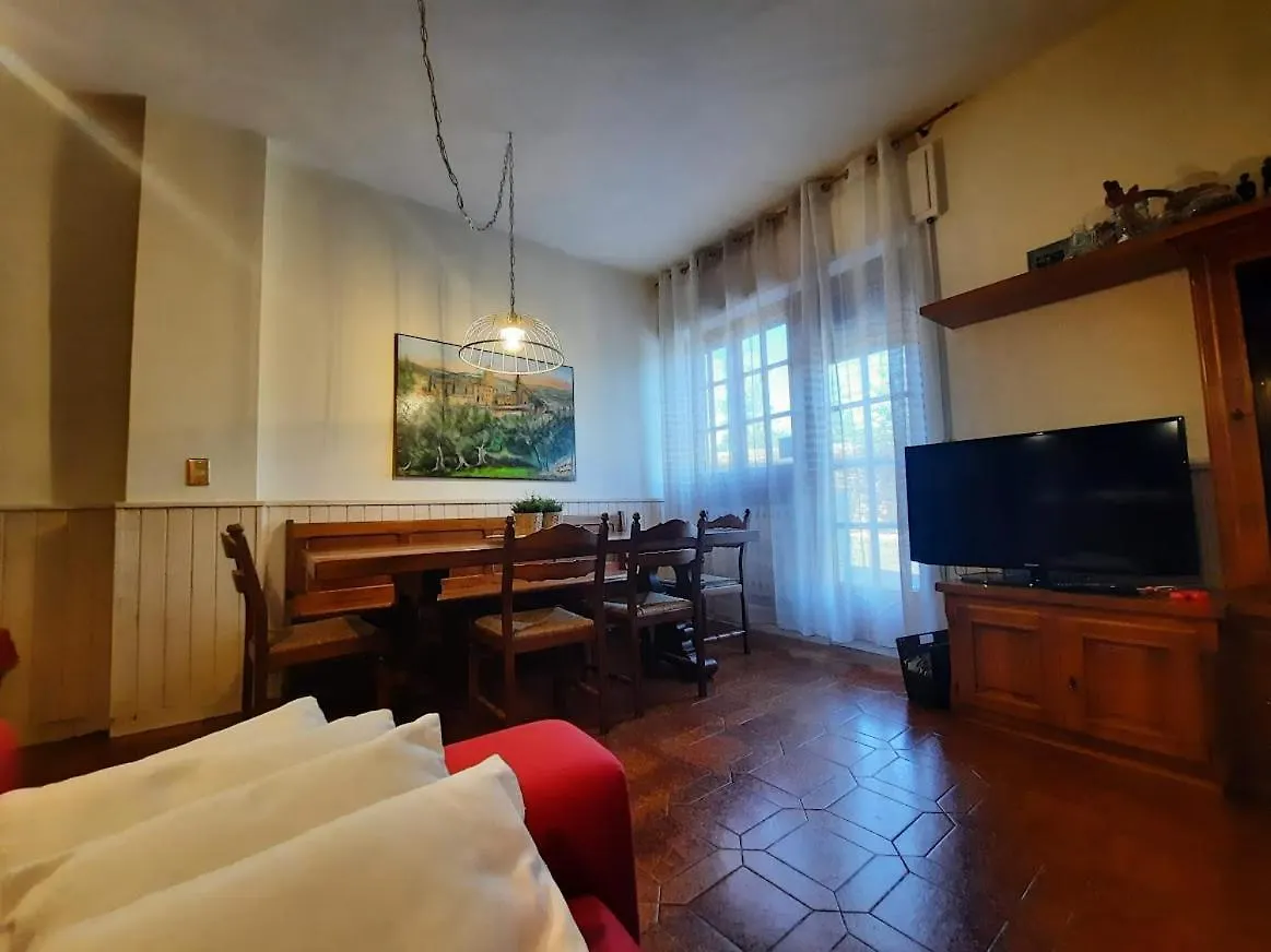 Holiday home Una Casa Nel Cuore Di Vinci - In The Heart Of Vinci